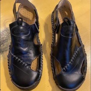 HSY Fashion Men's Genuine Leather Sandals with movable strap Size 9